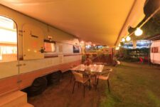How Can You Camp Comfortably Without Electricity?